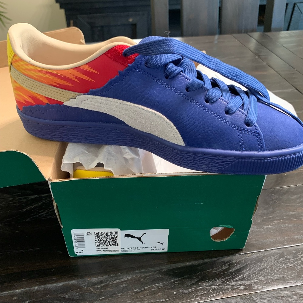 Size 8 men’s Puma suede layers firecracker shoes. Never worn in original box